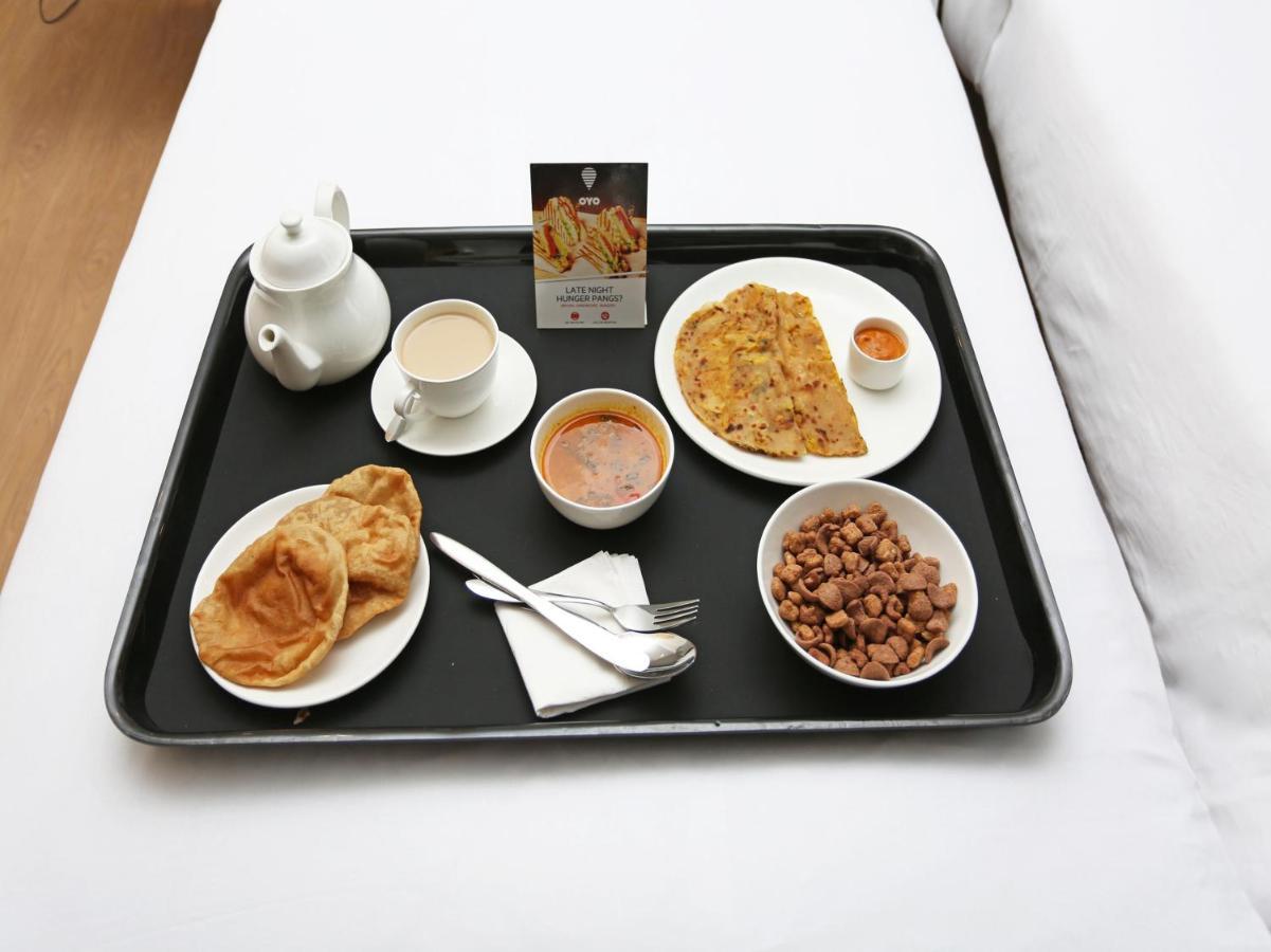 Spot On 49477 Hotel Galaxy Dimapur Luaran gambar